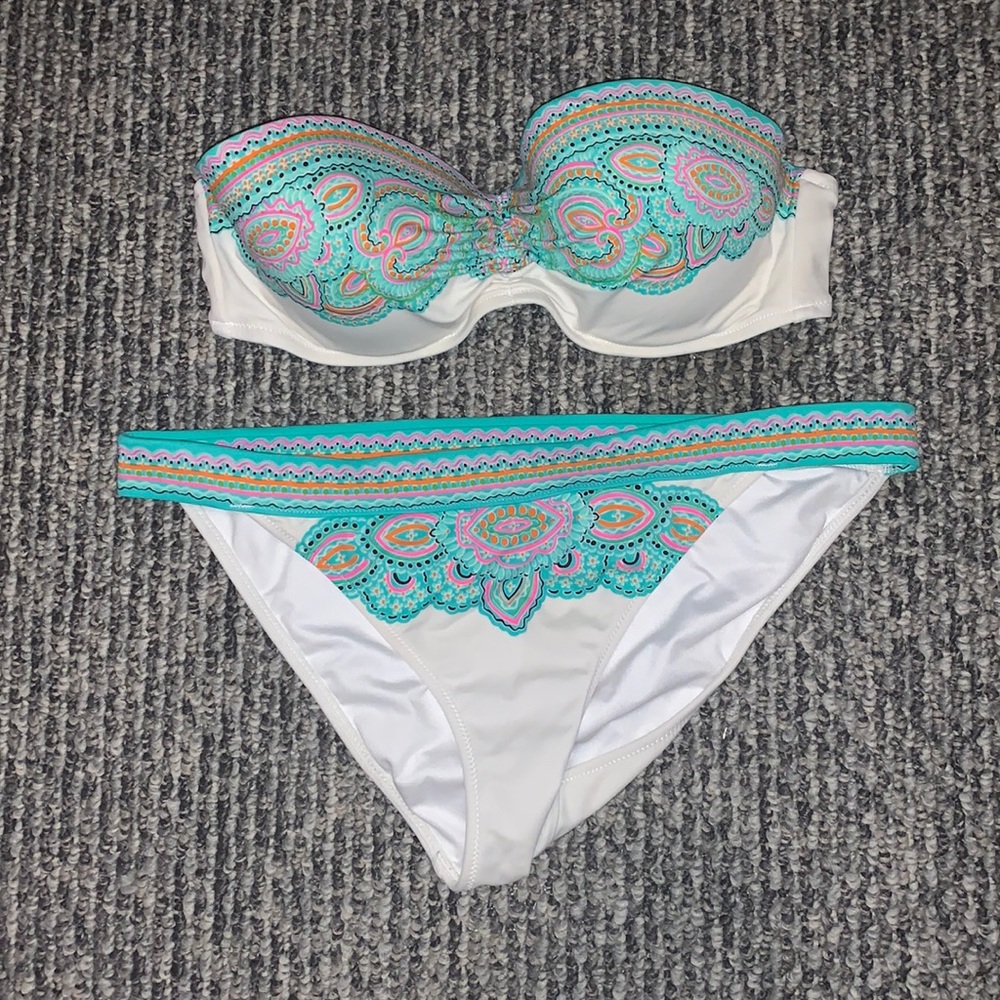 Victoria’s secret bikini